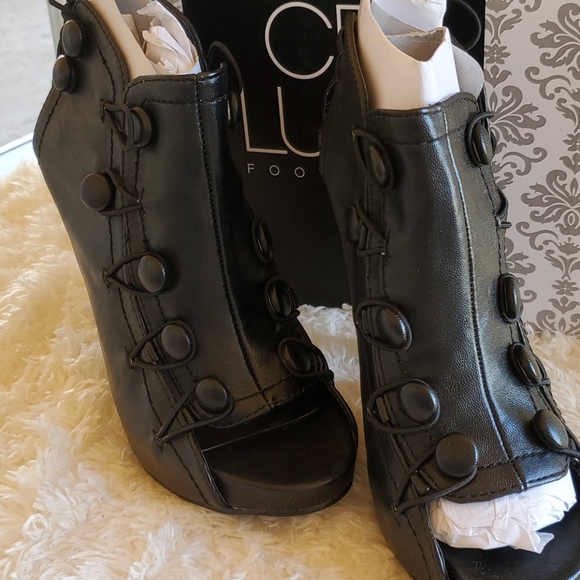 Booties - Picture 2 of 8